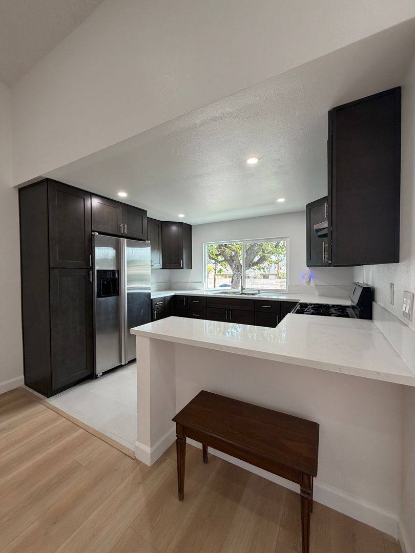 Townhouse for rent at 1088 San Gabriel Blvd, Rosemead, CA 91770