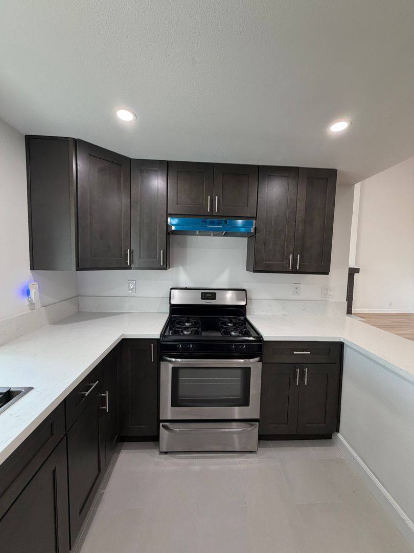 Townhouse for rent at 1088 San Gabriel Blvd, Rosemead, CA 91770