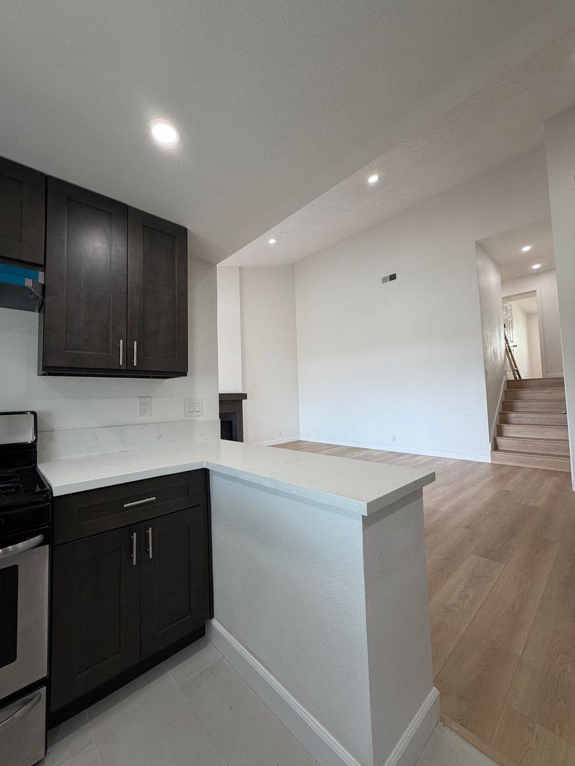 Townhouse for rent at 1088 San Gabriel Blvd, Rosemead, CA 91770