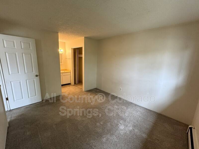 Condo for rent at 5030 El Camino Dr #4, Colorado Springs, CO 80918