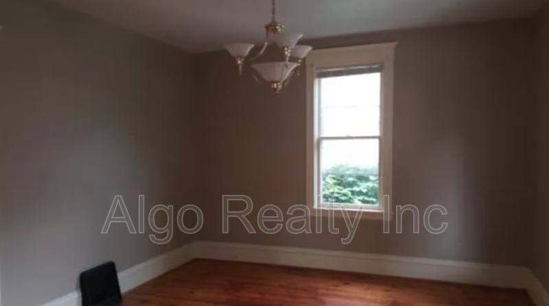 House for rent at 3119 James Ave N, Minneapolis, MN 55411
