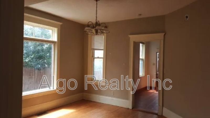 House for rent at 3119 James Ave N, Minneapolis, MN 55411