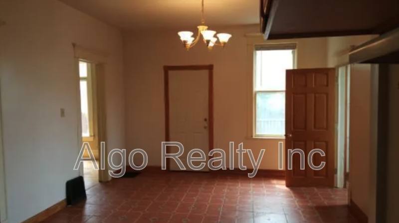 House for rent at 3119 James Ave N, Minneapolis, MN 55411
