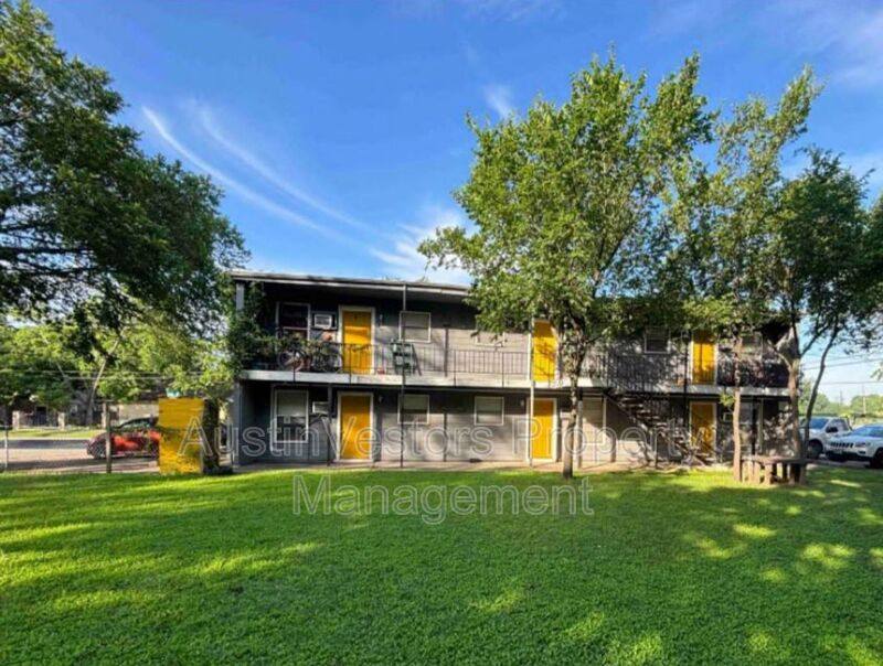 Apartment for rent at 903 Springdale Rd #A, Austin, TX 78702