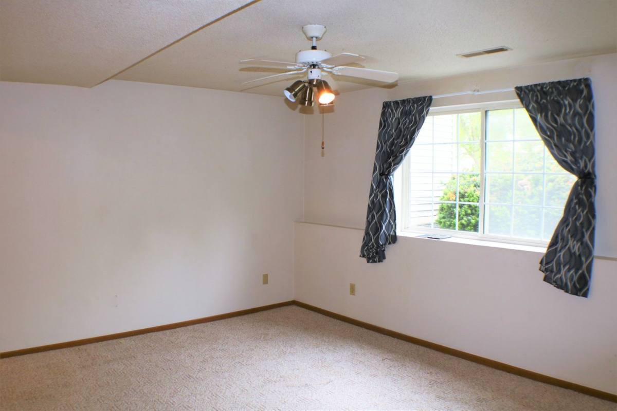 Apartment for rent at 450-472 Peterson St, Iowa City, IA 52245