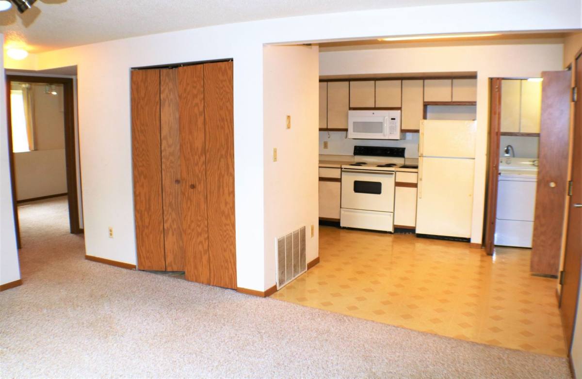 Apartment for rent at 450-472 Peterson St, Iowa City, IA 52245