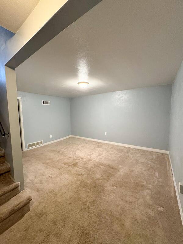 Apartment for rent at 2705 Laclede Station Rd, Saint Louis, MO 63143