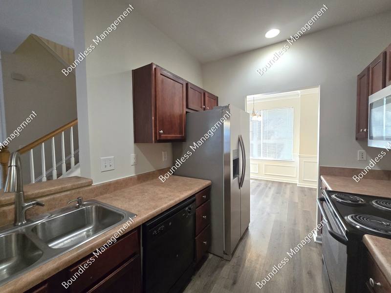 Townhouse for rent at 250 Amal Dr SW #7009, Atlanta, GA 30315
