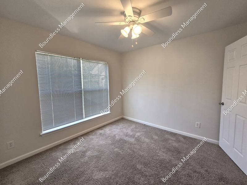 Townhouse for rent at 250 Amal Dr SW #7009, Atlanta, GA 30315