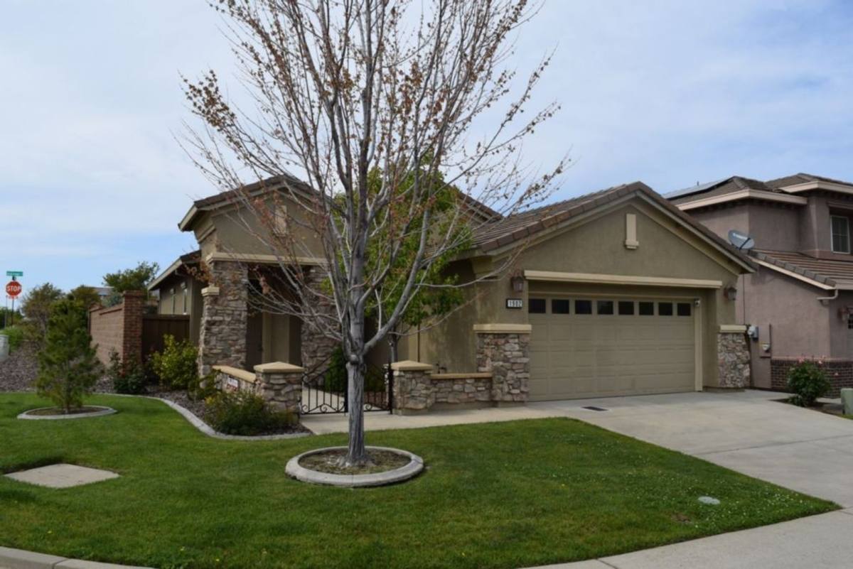 House for rent at 1902 Horseshoe Glen Circle, Folsom, CA 95630