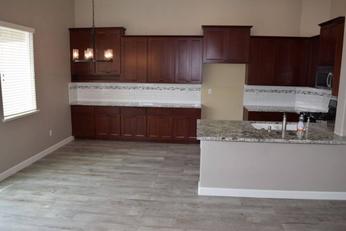House for rent at 1902 Horseshoe Glen Circle, Folsom, CA 95630