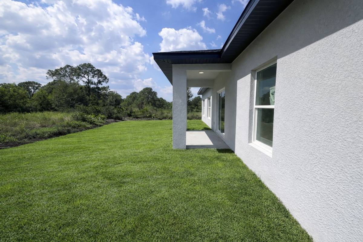 House for rent at 4001 22nd St SW, Lehigh Acres, FL 33976