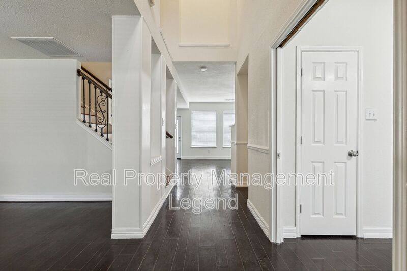 House for rent at 5012 Boxwood Lane, McKinney, TX 75070