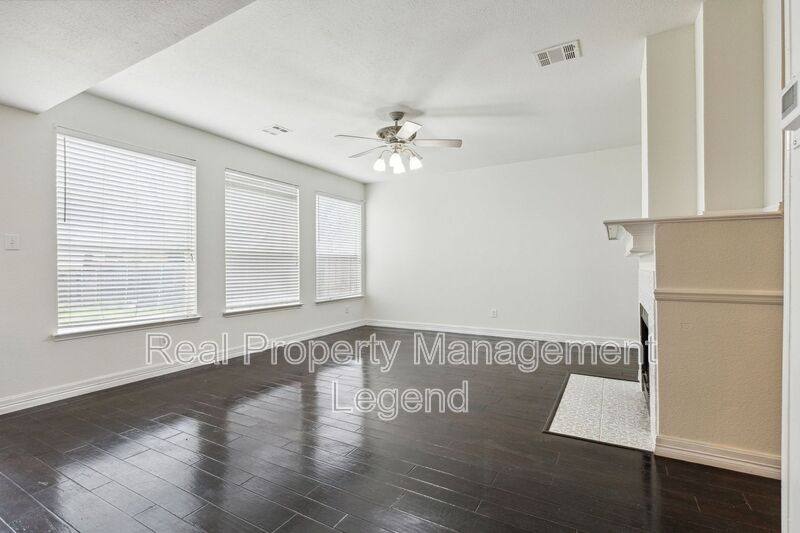 House for rent at 5012 Boxwood Lane, McKinney, TX 75070