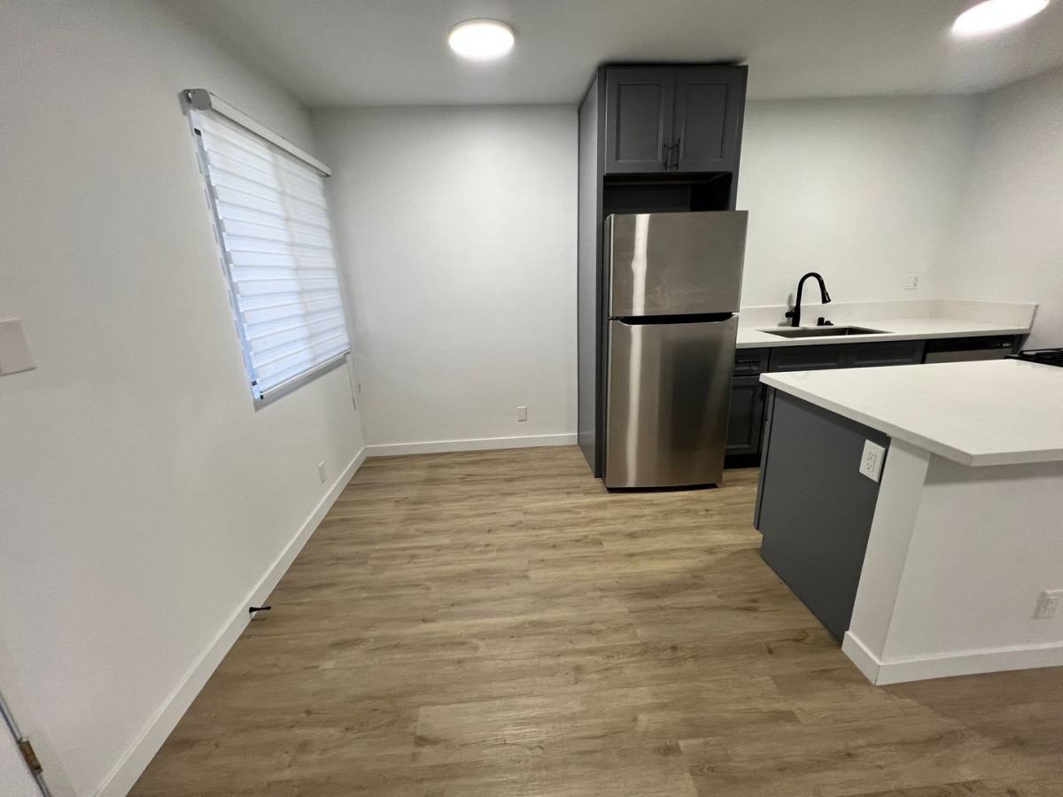 Apartment for rent at 435 N Euclid Ave, Pasadena, CA 91101