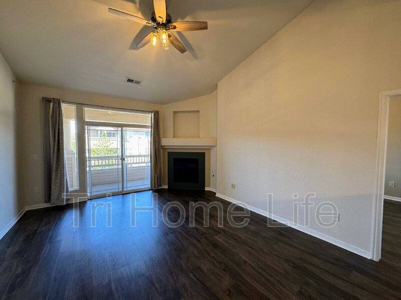 Condo for rent at 9557 W San Juan Circle #305, Littleton, CO 80128