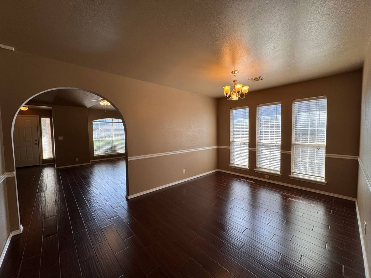 House for rent at 9028 E 99th St S, Tulsa, OK 74133