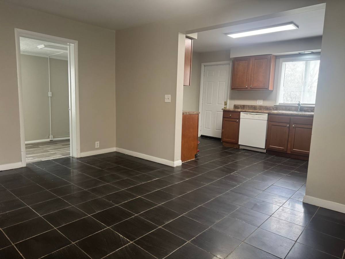 House for rent at 109 Stenson St, Rochester, NY 14606