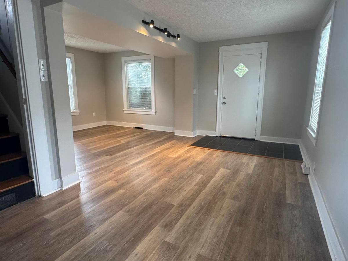 House for rent at 109 Stenson St, Rochester, NY 14606