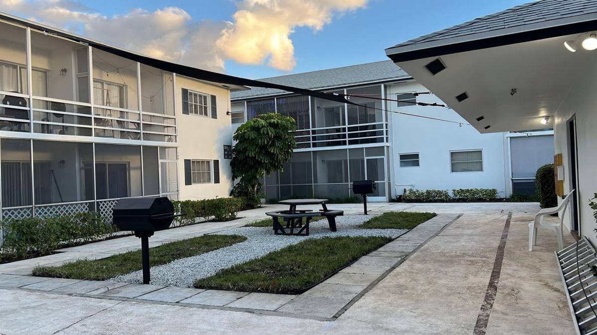 Apartment for rent at 360 Fiesta Ave, Jupiter, FL 33469