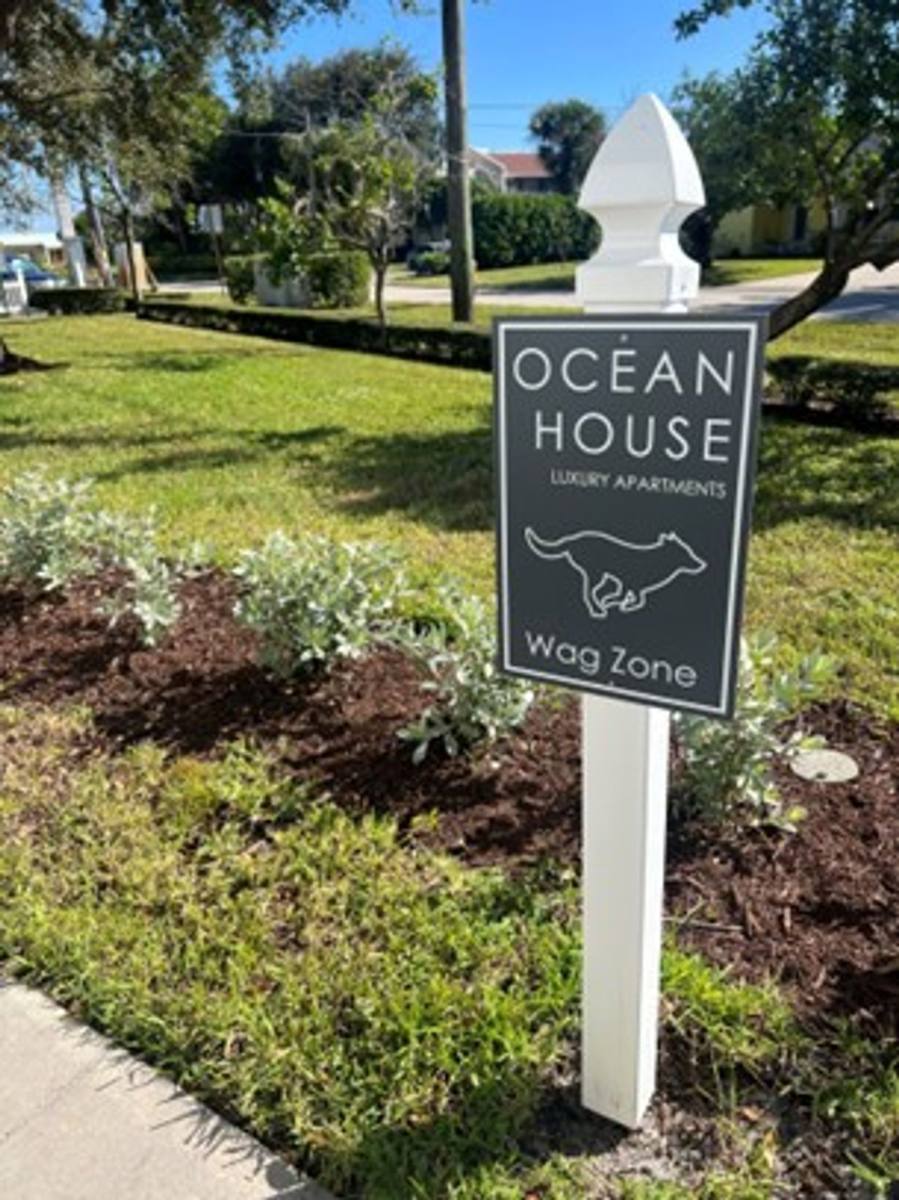 Apartment for rent at 360 Fiesta Ave, Jupiter, FL 33469