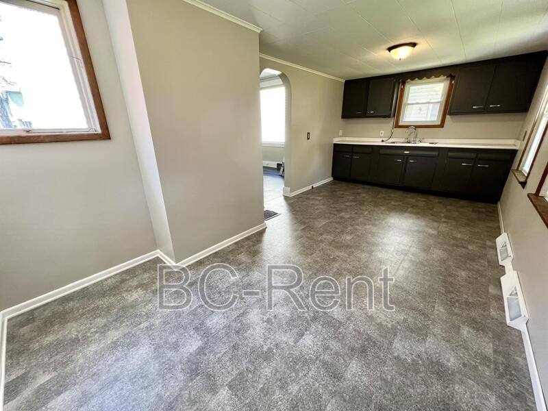 House for rent at 1826 5th Ave, Beaver Falls, PA 15010