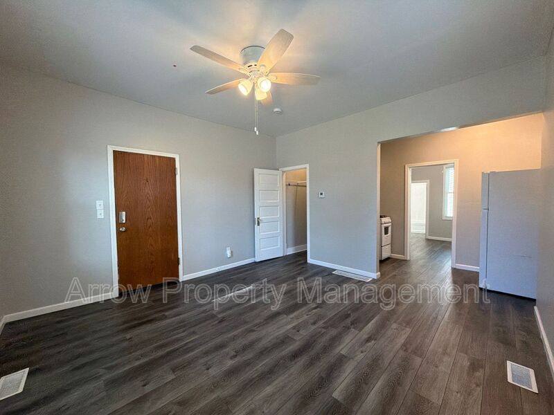 Apartment for rent at 1400 Garfield- B, Lincoln, NE 68502