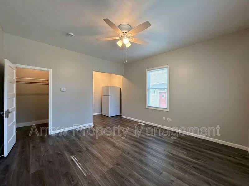 Apartment for rent at 1400 Garfield- B, Lincoln, NE 68502