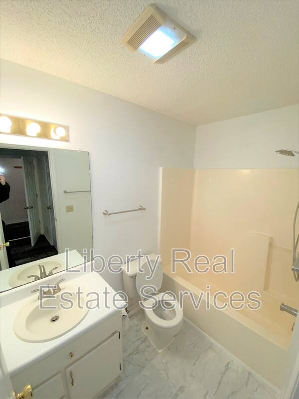 Apartment for rent at 910 Brett Dr #54, Hinesville, GA 31313