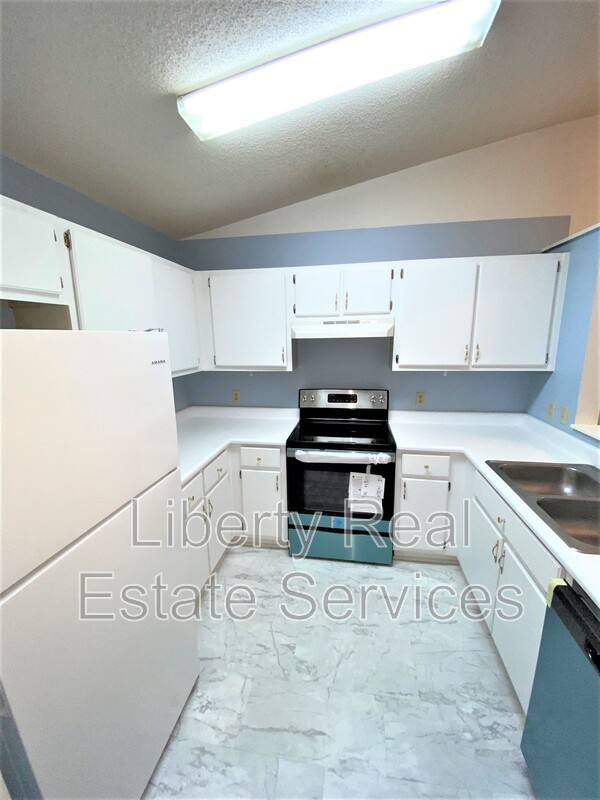 Apartment for rent at 910 Brett Dr #54, Hinesville, GA 31313