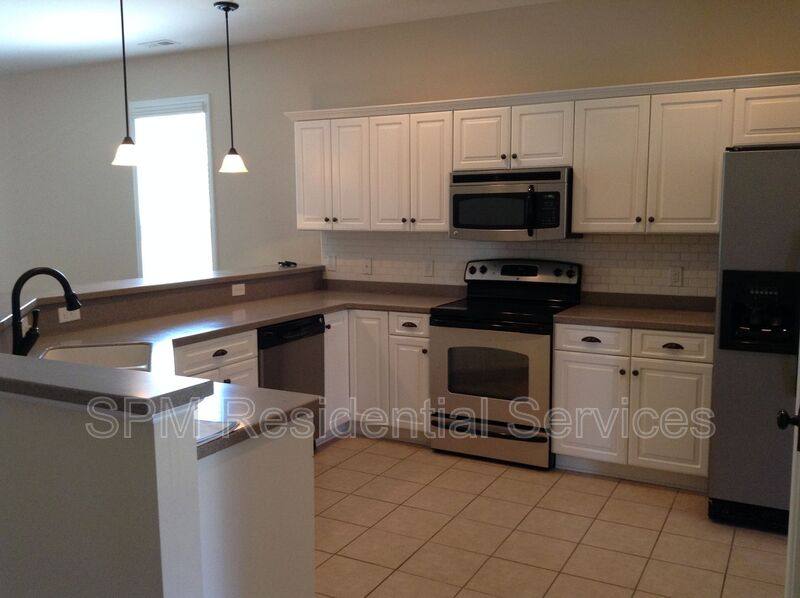 House for rent at 107 Roughleaf Trail, Hampstead, NC 28443