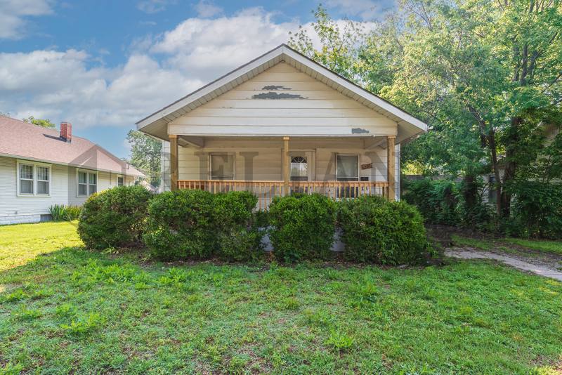 House for rent at 232 S Sedgwick St, Wichita, KS 67213