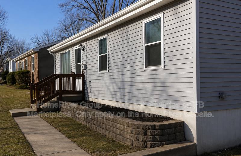 House for rent at 8030 NE 50th St, Kansas City, MO 64119