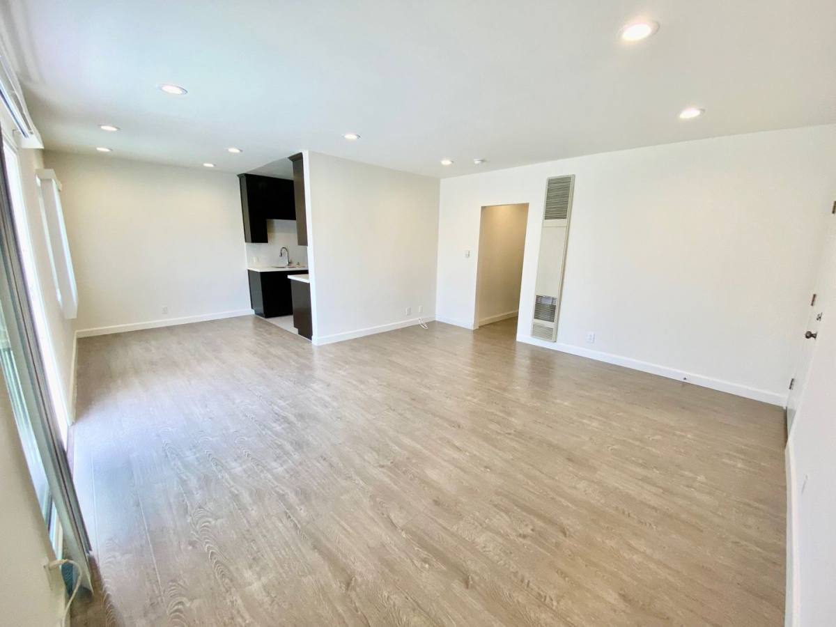 Apartment for rent at 1447 Harvard St, Santa Monica, CA 90404