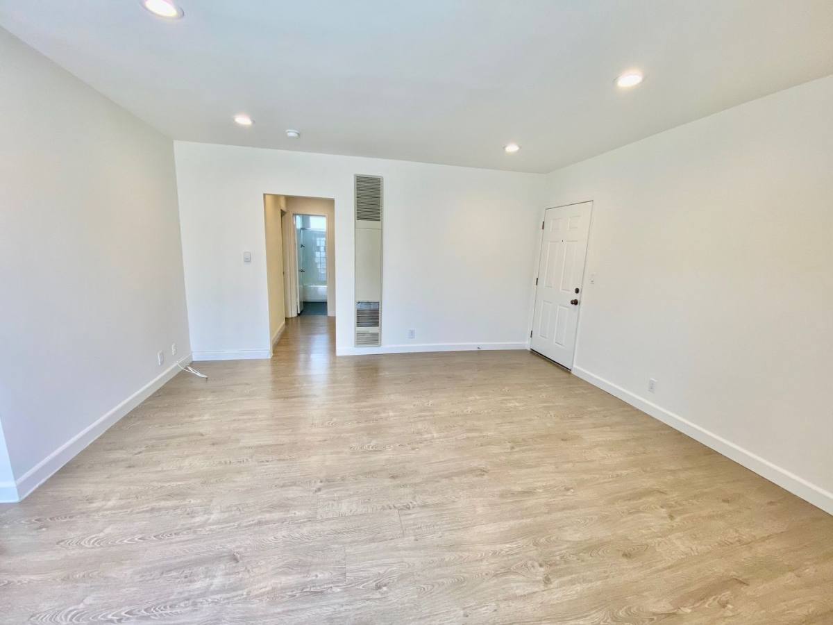 Apartment for rent at 1447 Harvard St, Santa Monica, CA 90404