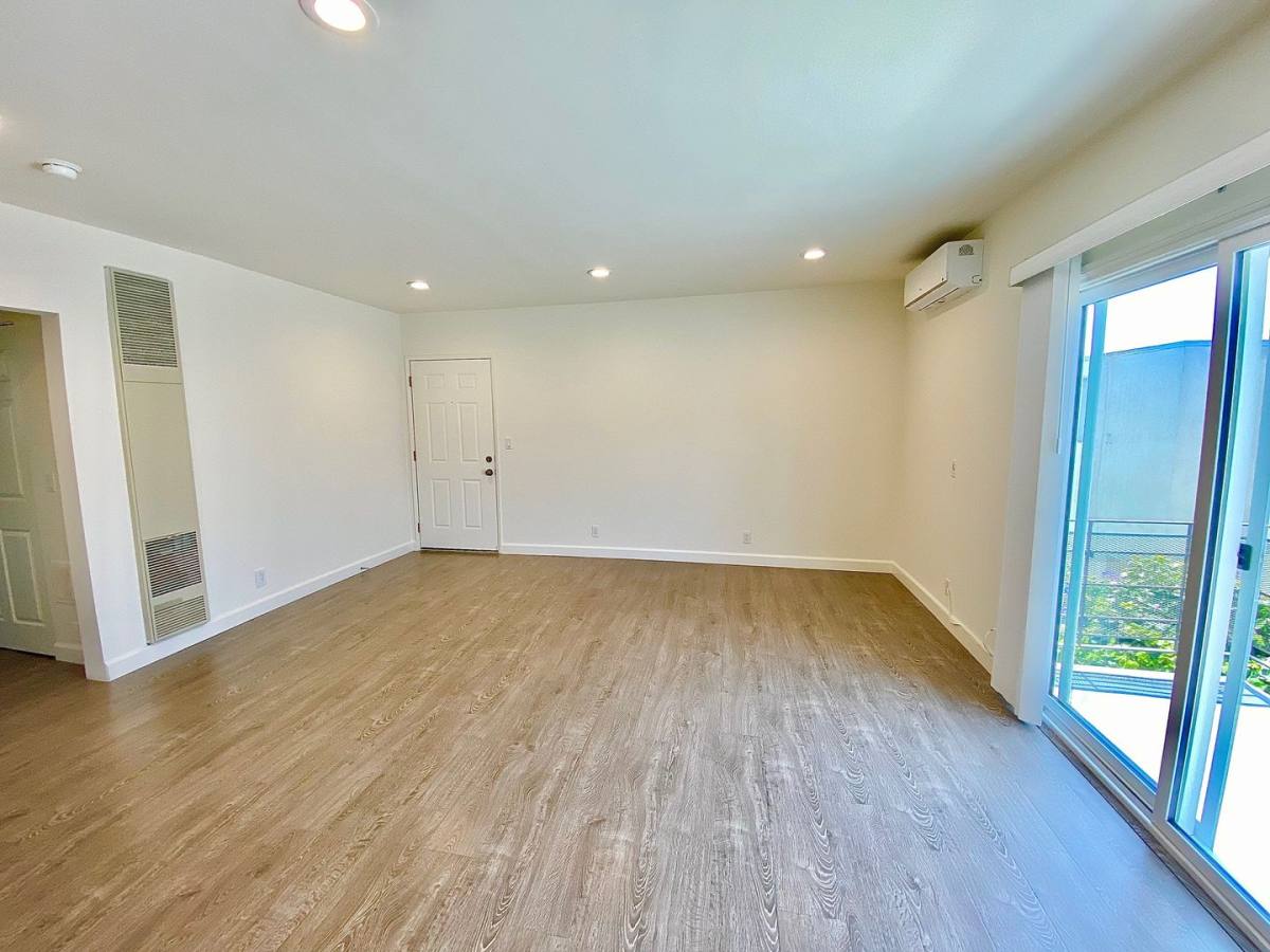 Apartment for rent at 1447 Harvard St, Santa Monica, CA 90404