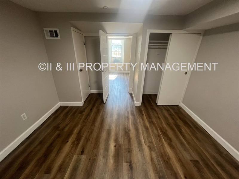 House for rent at 215-217 W 37th St #213G, Kansas City, MO 64111