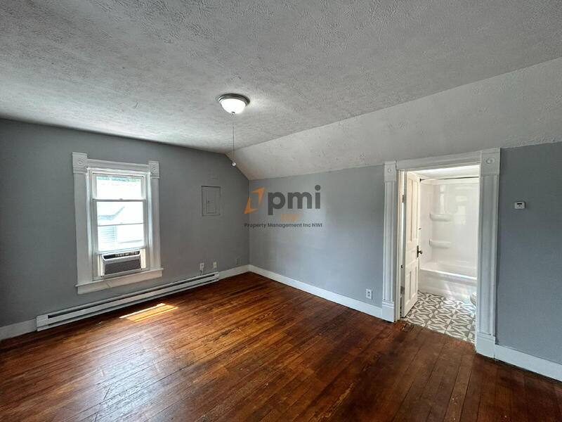 Apartment for rent at 1101 Manhattan St, Michigan City, IN 46360
