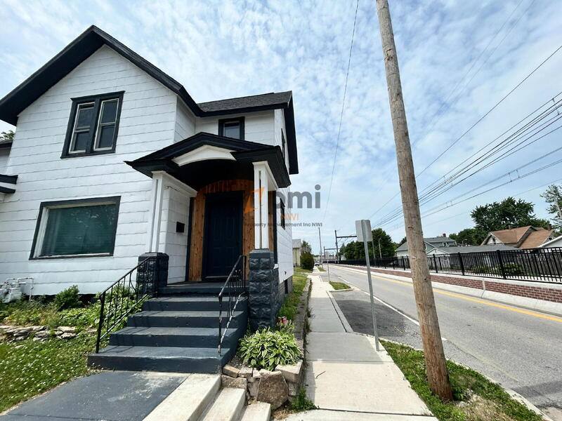 Apartment for rent at 1101 Manhattan St, Michigan City, IN 46360