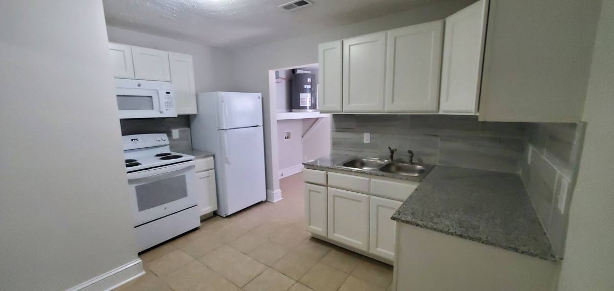Apartment for rent at 222-B Woodrow St, Fayetteville, NC 28303