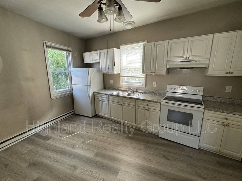 Apartment for rent at 352 S 3rd St #1, Columbia, PA 17512