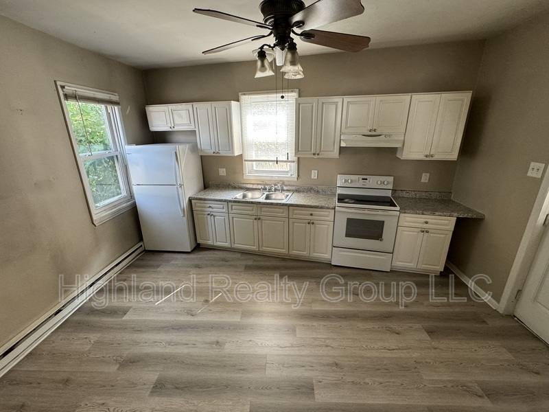 Apartment for rent at 352 S 3rd St #1, Columbia, PA 17512