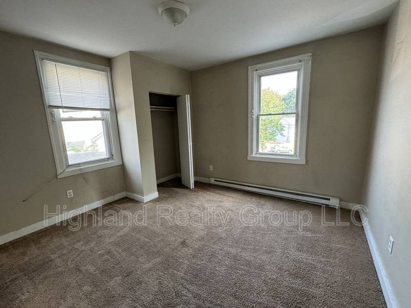 Apartment for rent at 352 S 3rd St #1, Columbia, PA 17512