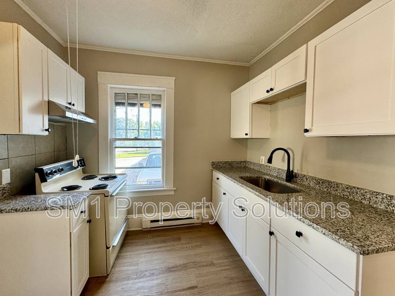 Apartment for rent at 702 Silver Ave #A, Greensboro, NC 27403