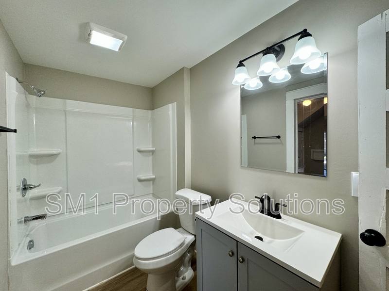 Apartment for rent at 702 Silver Ave #A, Greensboro, NC 27403