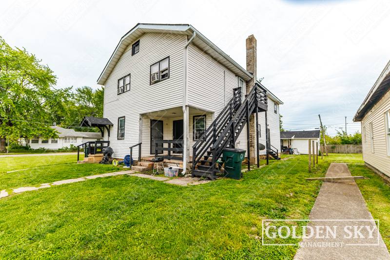 Apartment for rent at 1203 W 1st St #2, Muncie, IN 47305