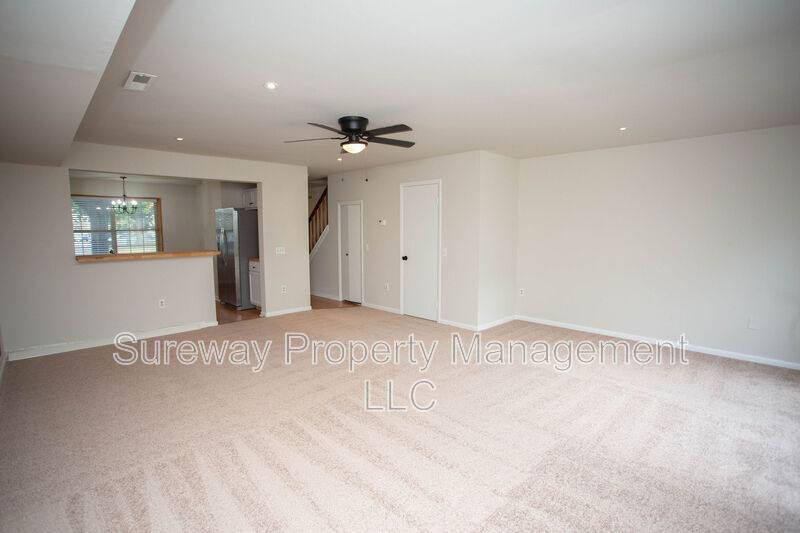 Townhouse for rent at 137 Brent Court, Thorofare, NJ 08086