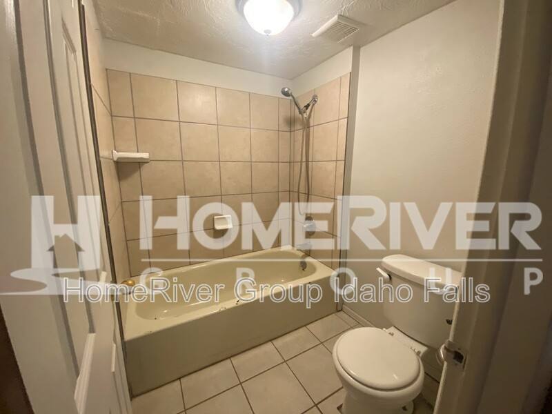 Apartment for rent at 1350 Lake Ave, Idaho Falls, ID 83402