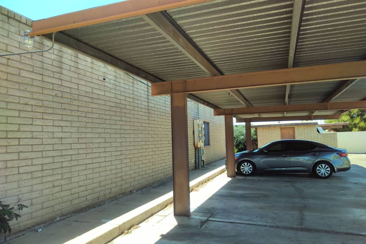 House for rent at 418 W Pebble Beach Dr, Tempe, AZ 85282