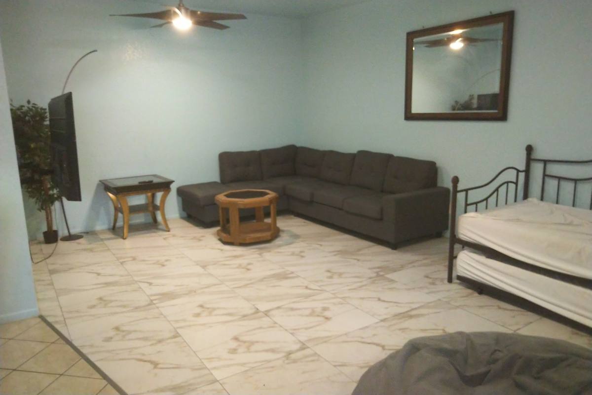 House for rent at 418 W Pebble Beach Dr, Tempe, AZ 85282